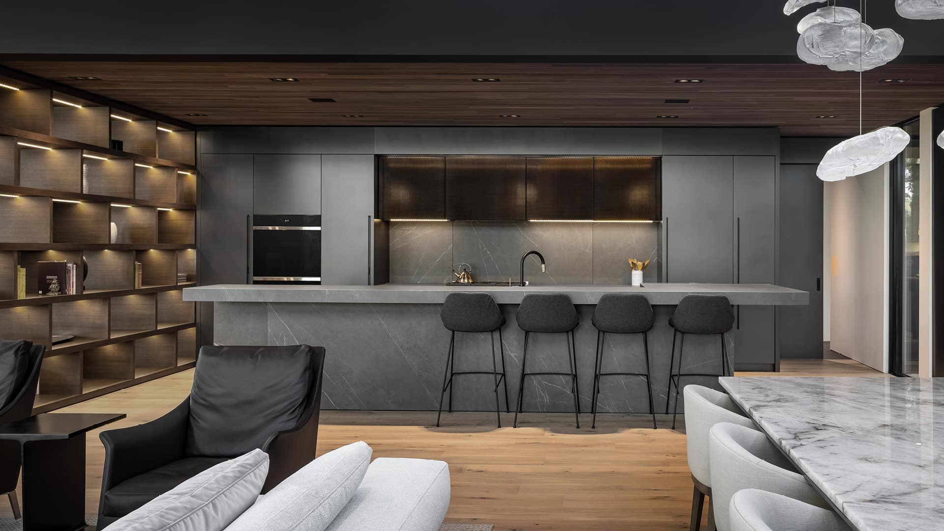Pietra Grey